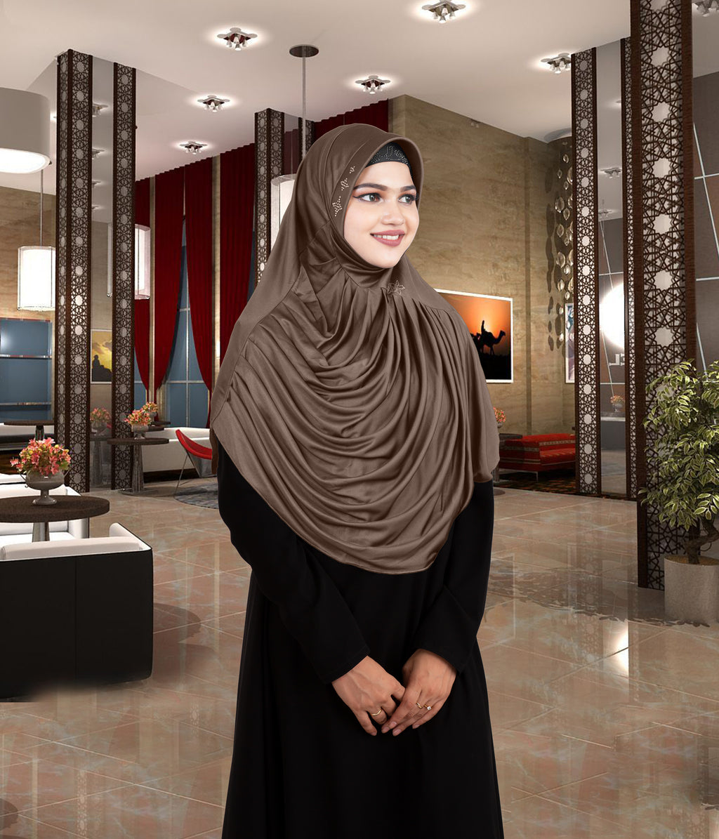 Modest Women's Elegance and Comfort Redefined Fareeza Hijab