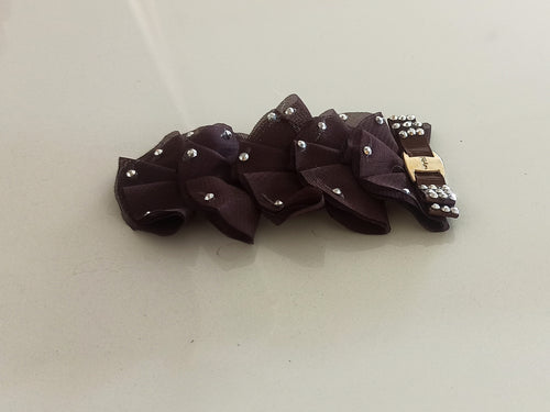 Women's Flower Brooches Traditional for enhance your dressing style.