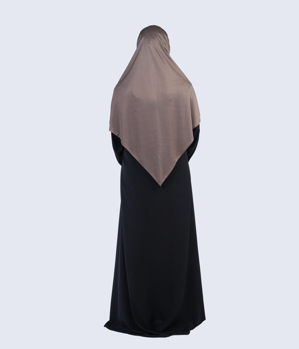 Mehar Zartasha Hijab – Elegant and Modest Two-Layered Draped Hijab