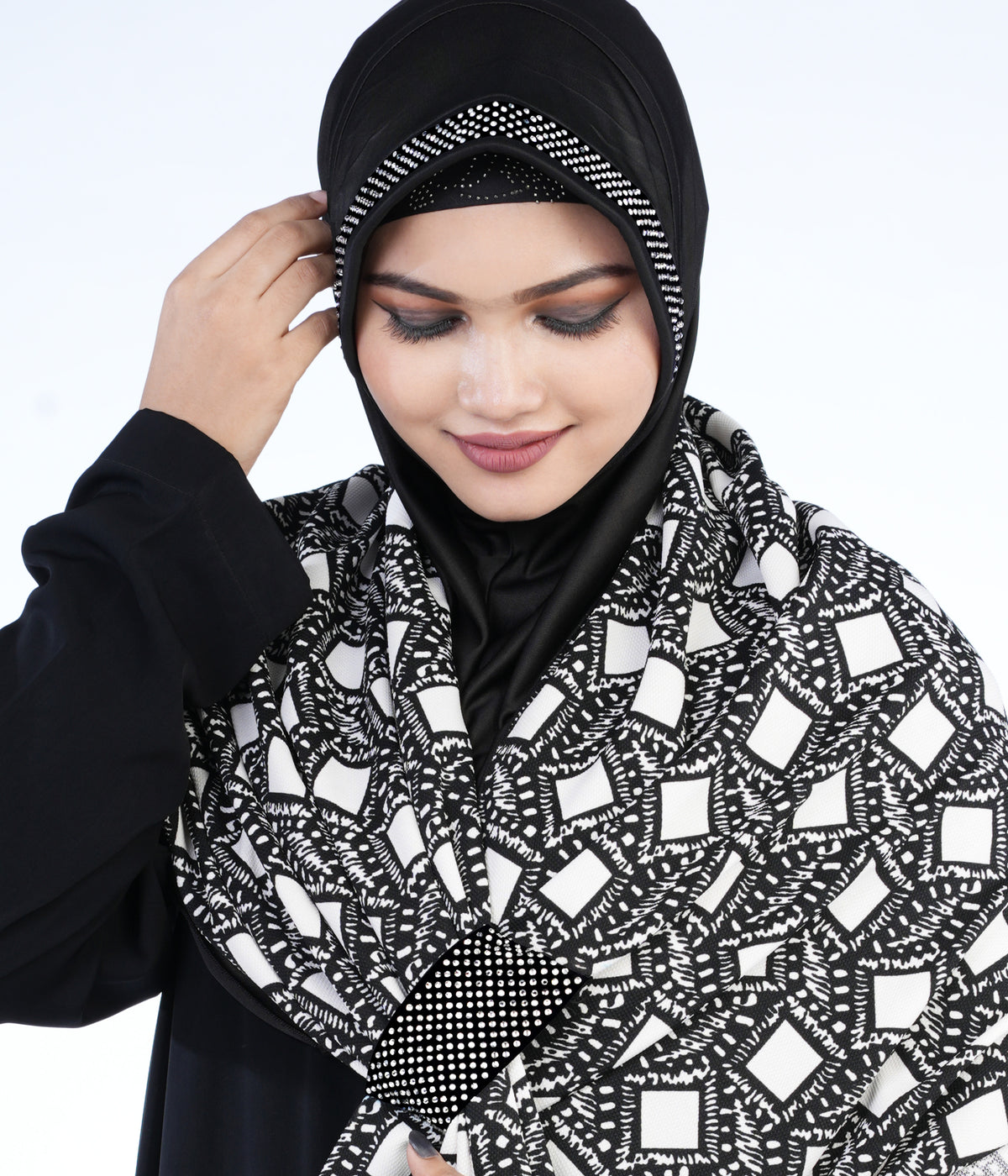 Modest Women's Stylish Ainaz Shyla hijab Free Size