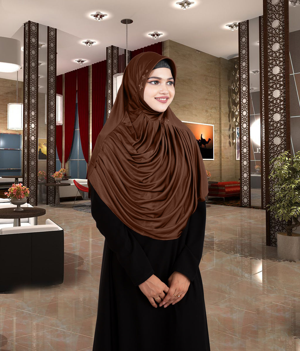 Modest Women's Elegance and Comfort Redefined Fareeza Hijab