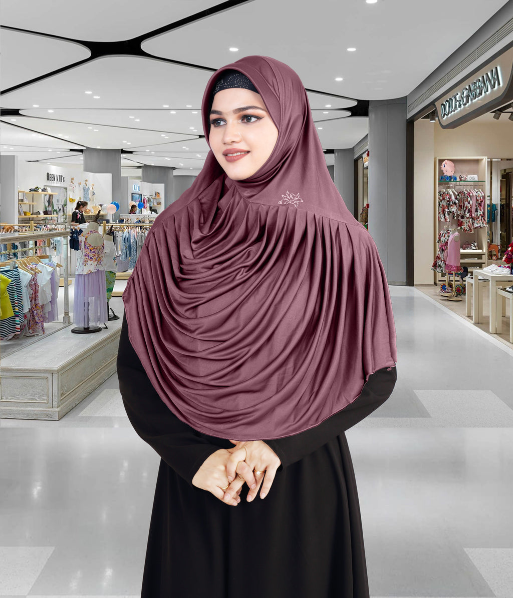 Modest Women's Elegance and Comfort Redefined Fareeza Hijab