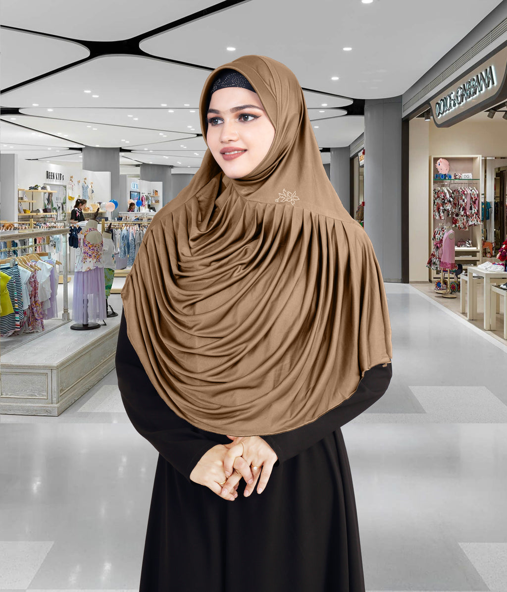 Modest Women's Elegance and Comfort Redefined Fareeza Hijab