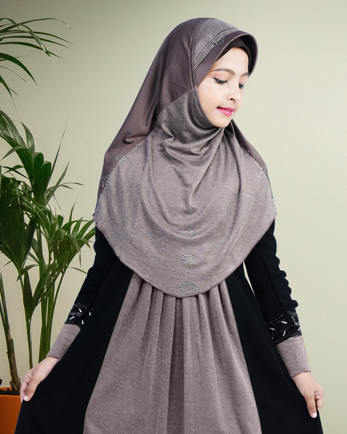Mehar Hijab's Little Girl's Zyfa Hijab