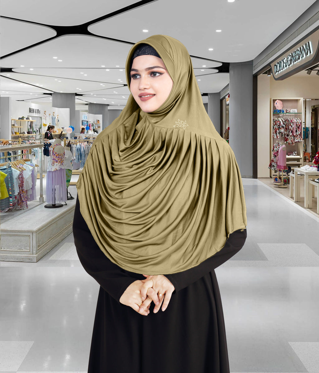 Modest Women's Elegance and Comfort Redefined Fareeza Hijab