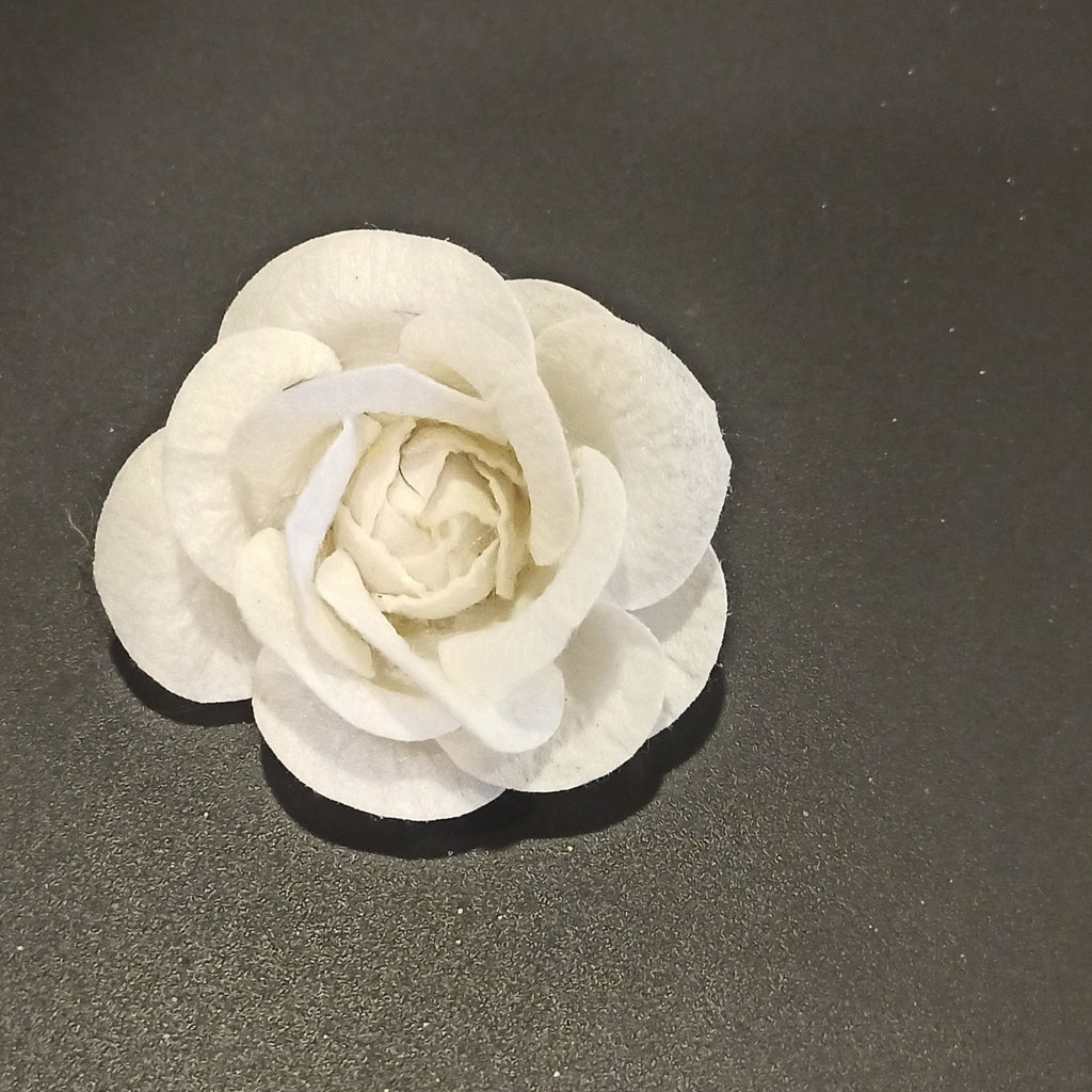 Women's Flower Brooches Black /white Mini Rose for enhance your dressing style