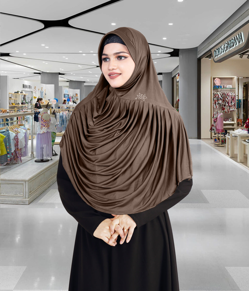 Modest Women's Elegance and Comfort Redefined Fareeza Hijab