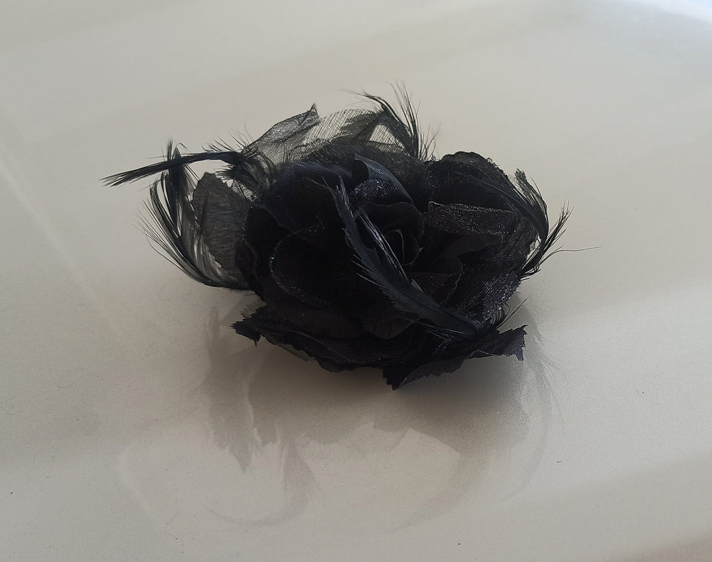Women's Flower Brooches Black feathers (pack of 2) for enhance for dress